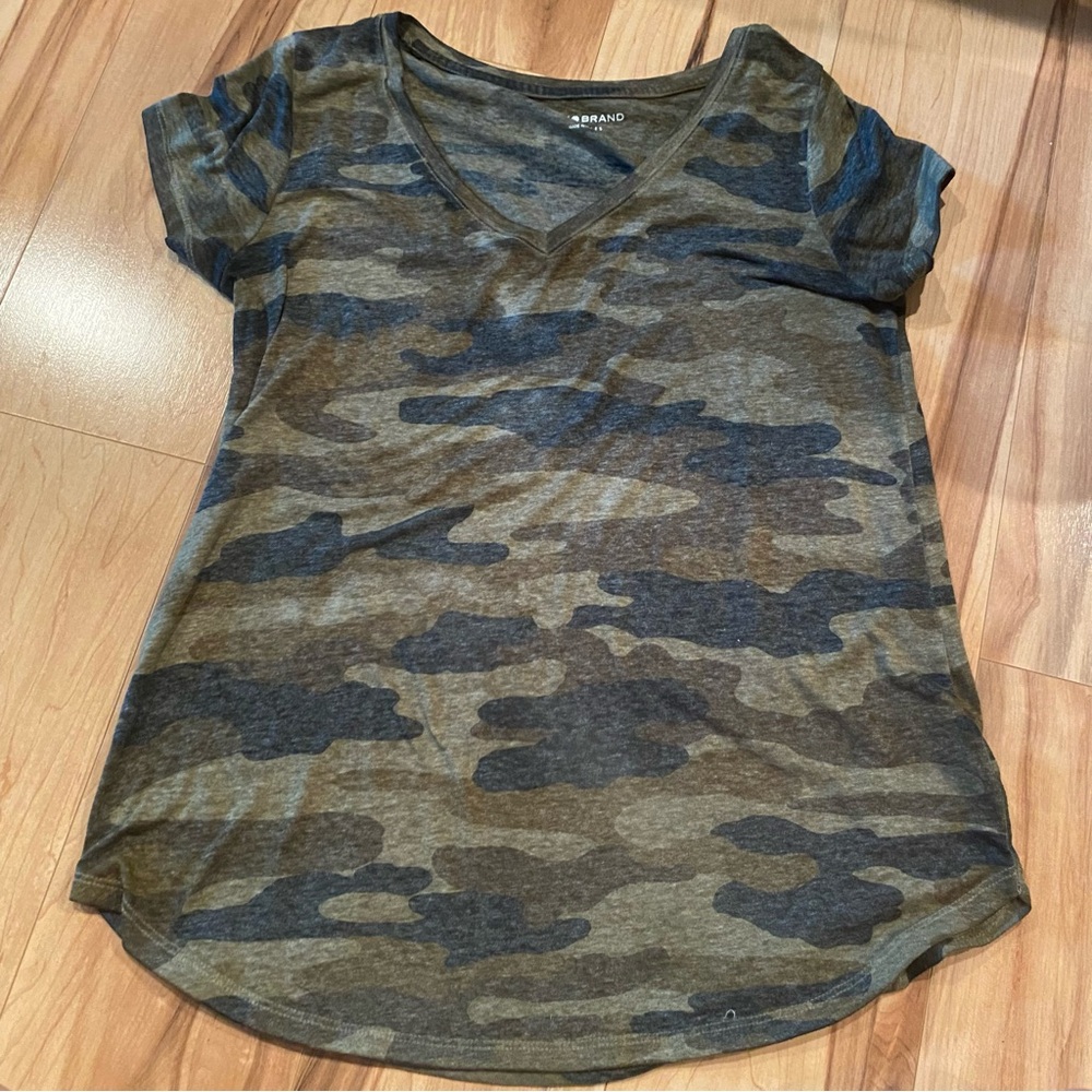 Lucky Brand V-Neck Camo Tee - Olive & Black—M